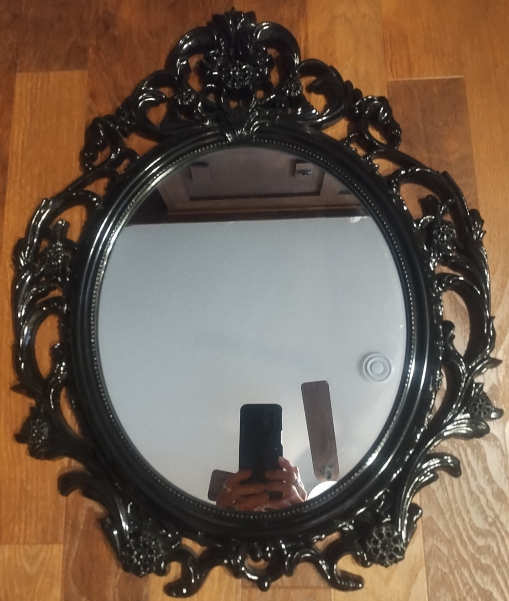 Baroque Gothic Halloween Hanging Wall Mirror Lightweight Resin 19 x 24 Oval
